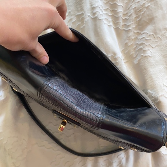 MILLY leather twist lock shoulder bag black gray gold - Picture 9 of 16